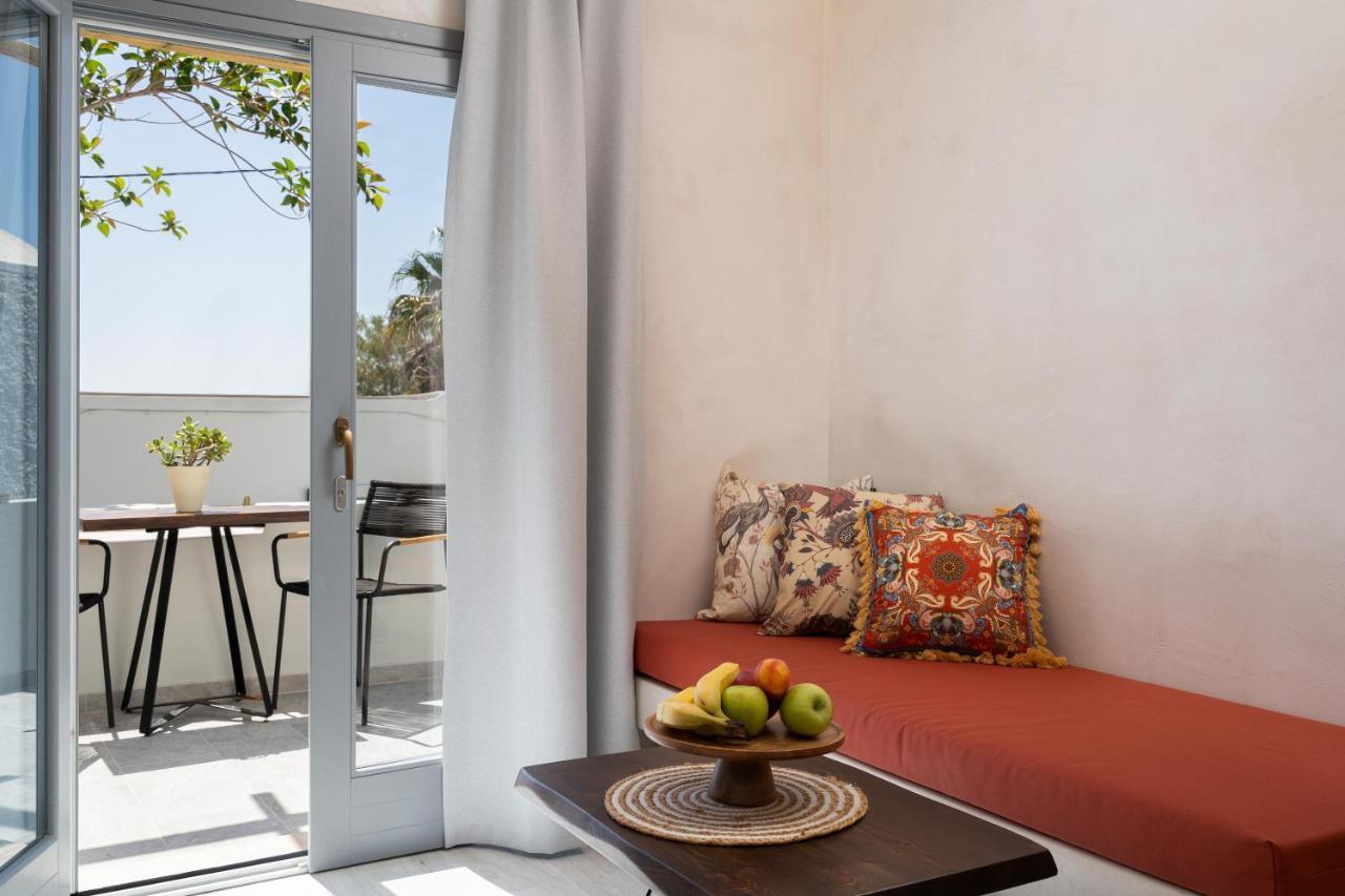 Kamári Thousand Stars Suites&Rooms المظهر الخارجي الصورة